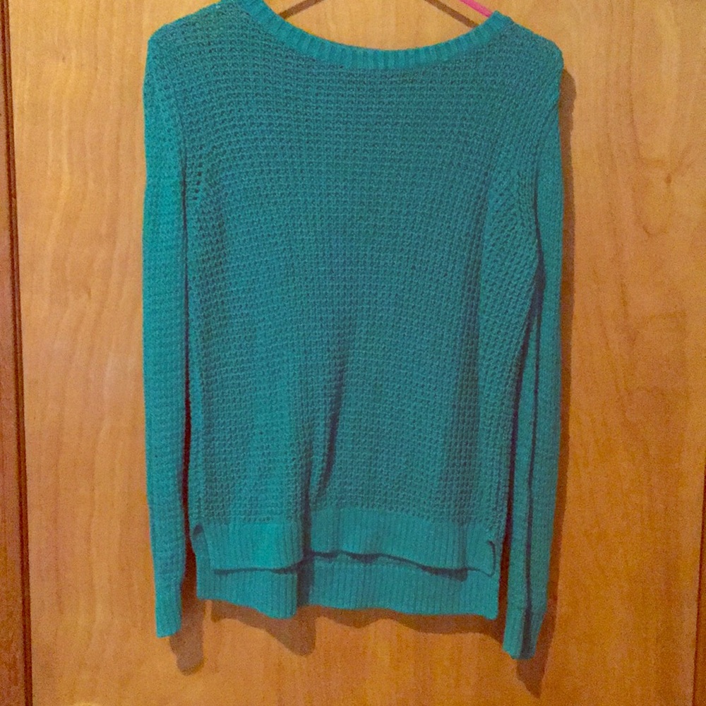 Women’s sweater and